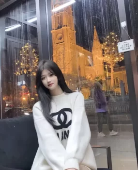 御姐范的03妹妹