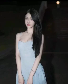 性感小骚妹三点粉