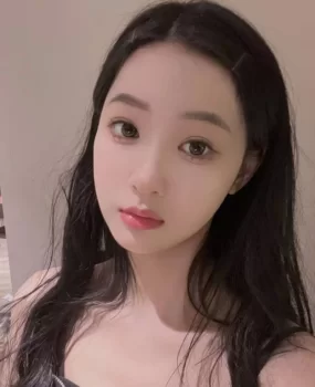 馒头逼一摸淫水直流