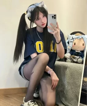 粉嫩超短裙装台球室陪练妹妹态度好