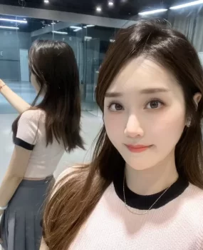 清纯粉嫩多水的小姐姐兼职