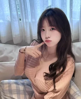 微胖00小姐姐