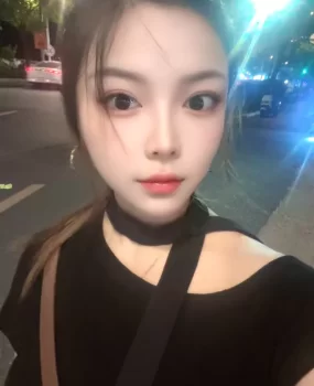 小姐姐人美，嘴甜，服务好。