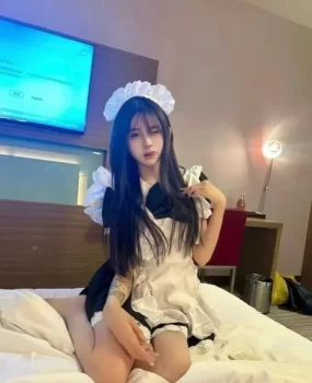 上海浦东一线天馒头逼