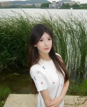 06年小姐姐，刚刚下海