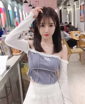 萝莉 逼紧 水多