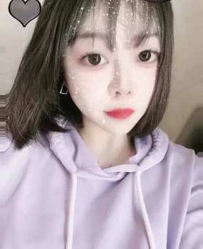很乖的妹子