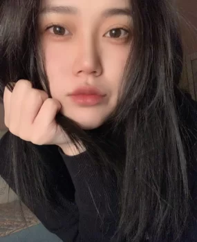 蔓蔓包子一线天