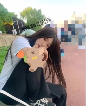 雄楚初恋妹子
