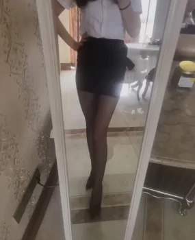 观音桥附近黑丝大长腿