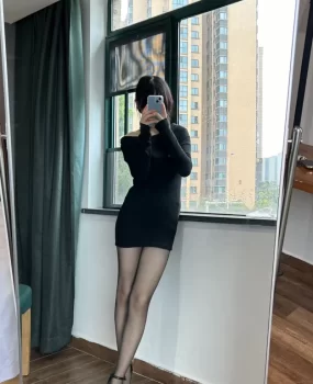 苏州姑苏00后小美女