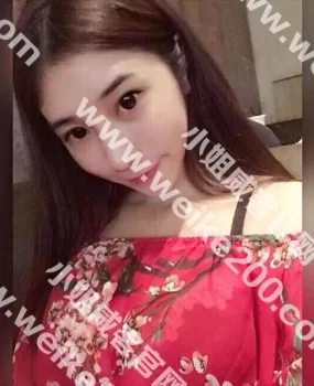 小巧玲珑型休闲少妇楼凤