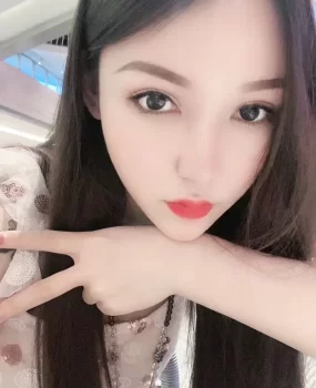 刚刚下海的高端兼职模特儿