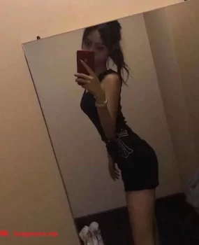 新发现高端模特外围兼职，粉紧嫩又湿