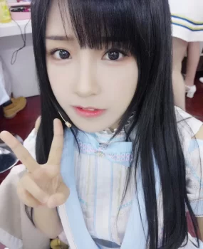 成都武侯区大战清纯极品大长腿白丝高跟小仙女