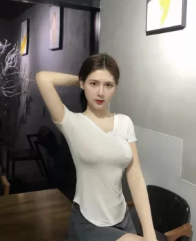 福州长相甜美，清纯性感的小姐姐