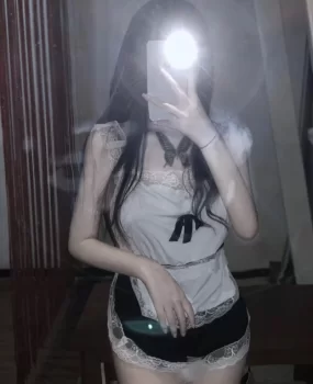 劲松吊带袜风骚 黑丝袜肉感服务控